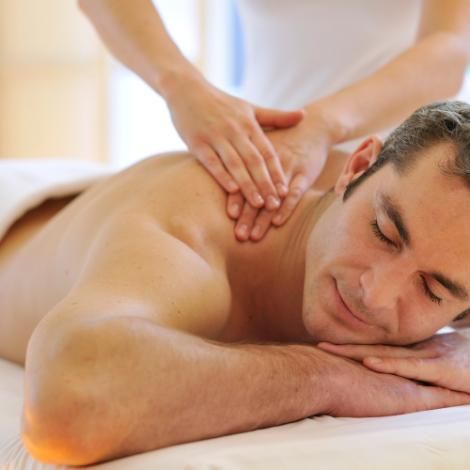 When the Mind Won’t Stop Talking During Touch in Tantra Massage